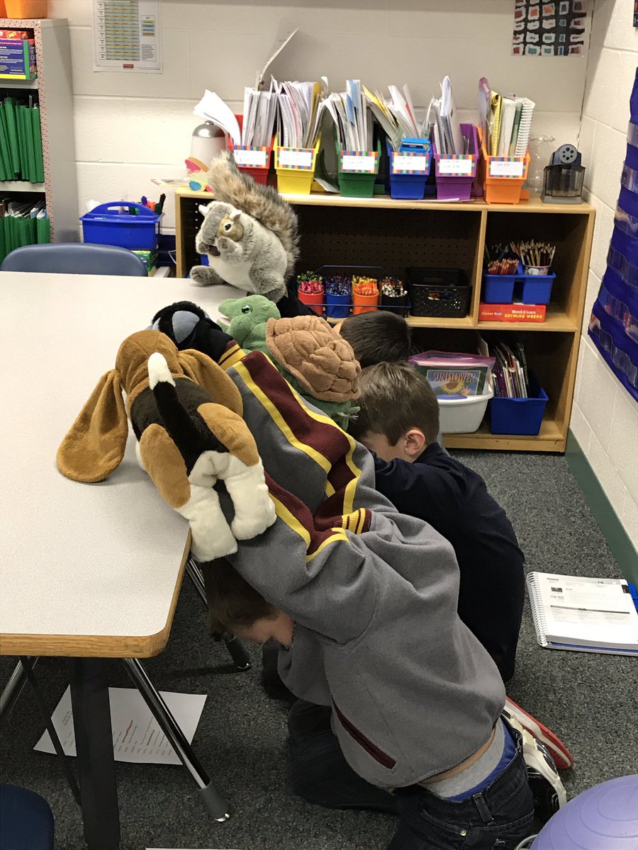 HZNReadingGrps's tweet photo. Power Hour group wrote, edited, produced, and performed original puppet shows. https://t.co/0pie2etFb9