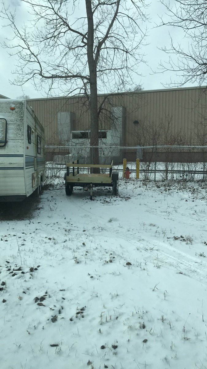 GreenGuysToledo's tweet photo. If you need removal of any sorts you know who to call!  The trailer is ready to be put into action! https://t.co/q4ATm9vsMe