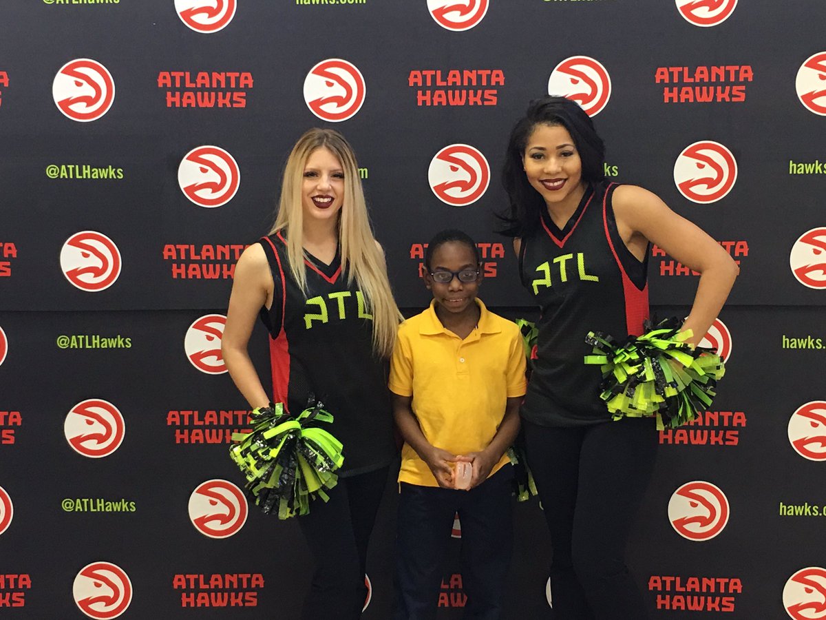 TaylorJonesAPS's tweet photo. #MajicMomentsAPS #TrueToAtlanta @FickettES @ATLHawks @HawksFoundation @CarstarphenMJ @collinsforkids @DWilkins21 https://t.co/mIxmDAMsnE