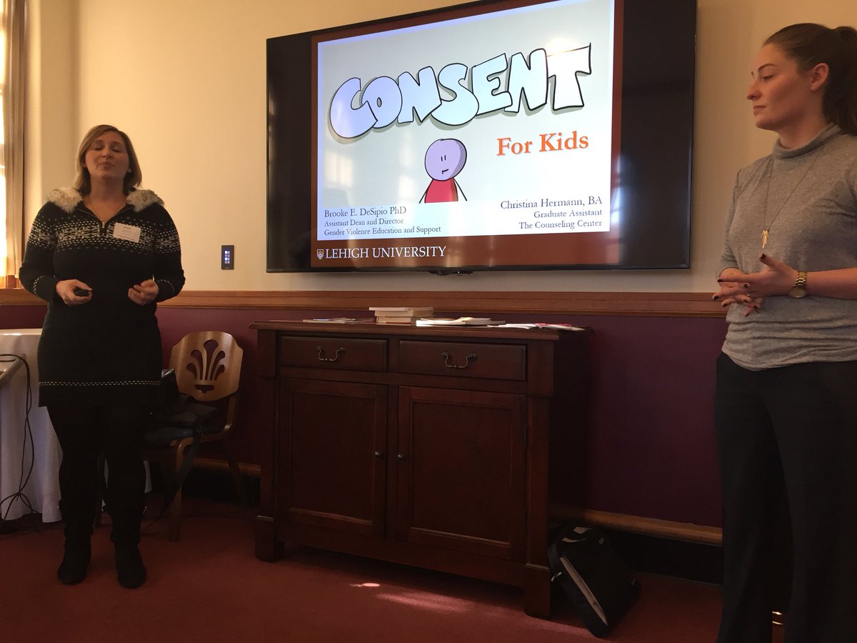 Full house for Dr. Brooke DeSipio’s Consent for Kids session! <a href="/LehighGVES/">LU GVES</a> #lusaas17