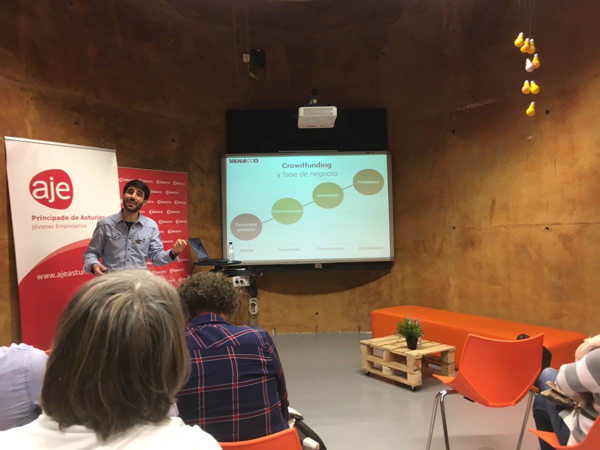 La gran potencia del crowdfunding y de la creatividad  gracias a <a href="/vanacco/">Valentí Acconcia</a> <a href="/RataUnderground/">Ulises</a> y a <a href="/OviedoEmprende/">Oviedo Emprende</a>