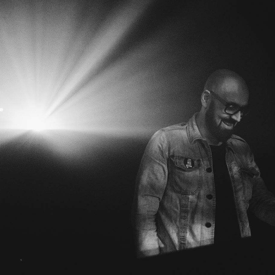 Feel it - Love it - Play it 
#delafino #housemusic #djlife