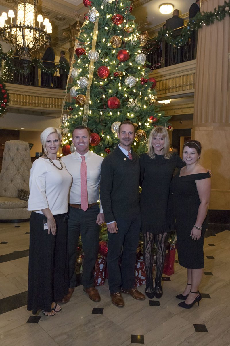 Spaces Magazine (@spaceskc) on Twitter photo Our photo gallery from the <a href="/KCHBA/">HBA of Kansas City</a> Inaugural Dinner at the Hilton President.
spaceskc.com/kansas-city-ev… Our photo gallery from the <a href="/KCHBA/">HBA of Kansas City</a> Inaugural Dinner at the Hilton President.
spaceskc.com/kansas-city-ev…