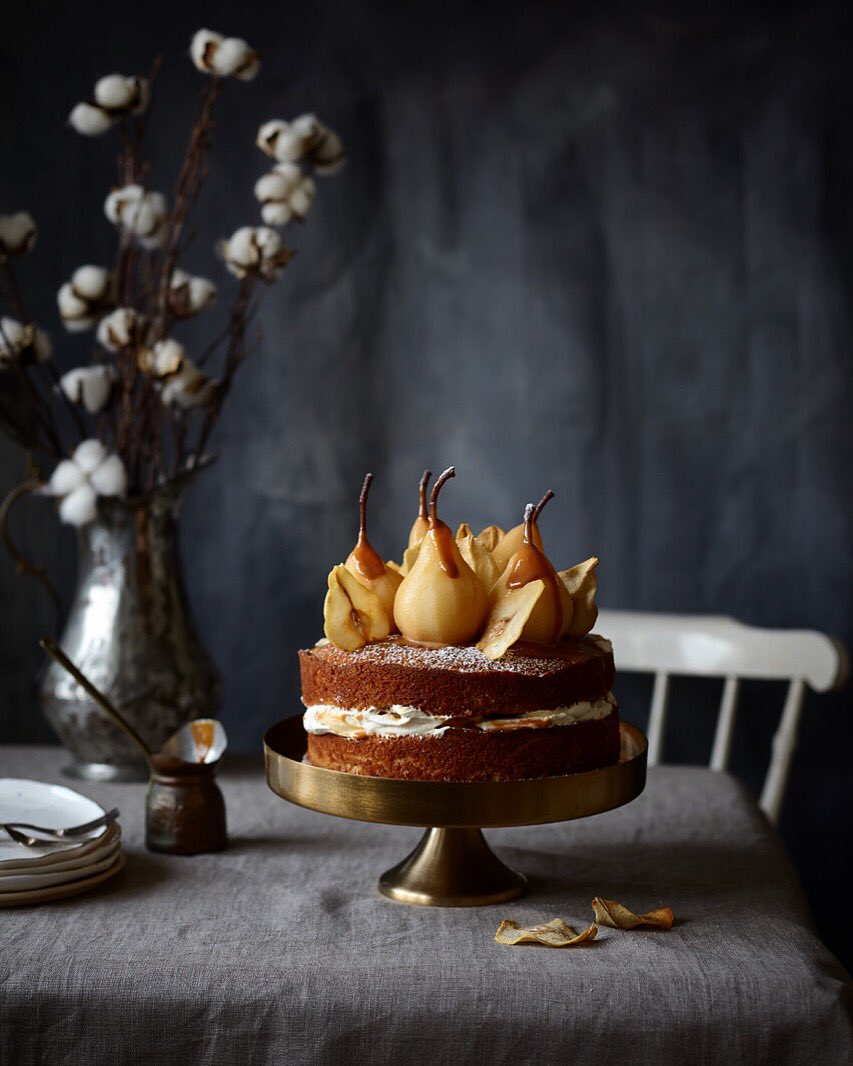 Stem ginger and pear cake lathered in caramel and cream. Hmmmmm. Tricky to shoot while getting the caramel drip. Slow roasted pear slices add another texture. 🍐 #Christmas #cake #pear