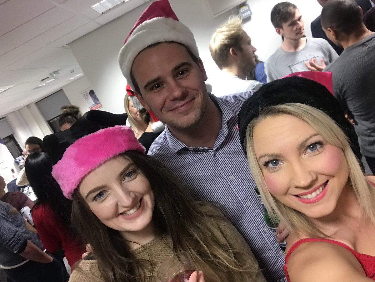MacCommsYorks's tweet photo. Our team @MacCommsEmily @MacCommsEllie and @MacCommsTom are enjoying a festive @ESparkGlobal #Leeds #GoDoEventNight #GoDoπβοΈ https://t.co/xsbhXmJIYK