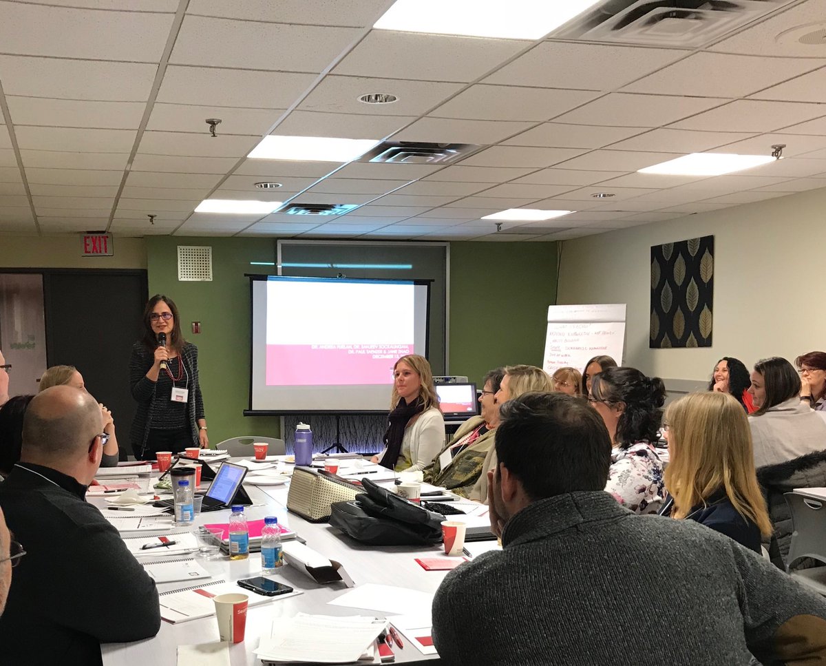 yalnee_shan's tweet photo. Engaging talk on evaluation @adfurlan for ECHO Immersion training. #research #echoontario @EchoOntario @ProjectECHO https://t.co/57OTkfFS6j