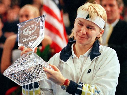 JANA NOVOTNA - Página 2 DQ8RULEW0AAbIhF