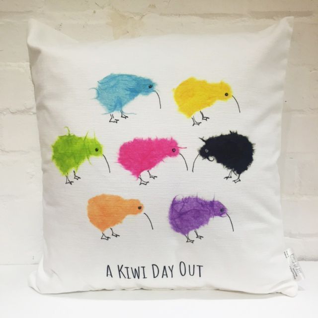OriginGallery's tweet photo. A Kiwi Day Out - These cute critters, lovingly hand made.. Shop in store today!
.
.
#kiwi #cushioncover #kiwidayout https://t.co/8zOdeCpkE6