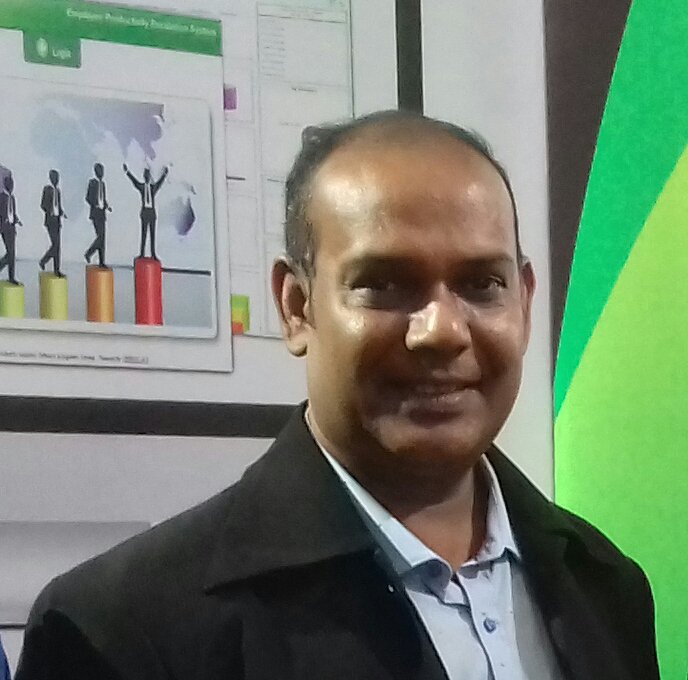 EmpressHR's tweet photo. We are impressed and inspired by the visitors' incredible interest and enthusiasm for #EmpressHR @ #DigitalWorld2017 https://t.co/Xj5P7TIlxS