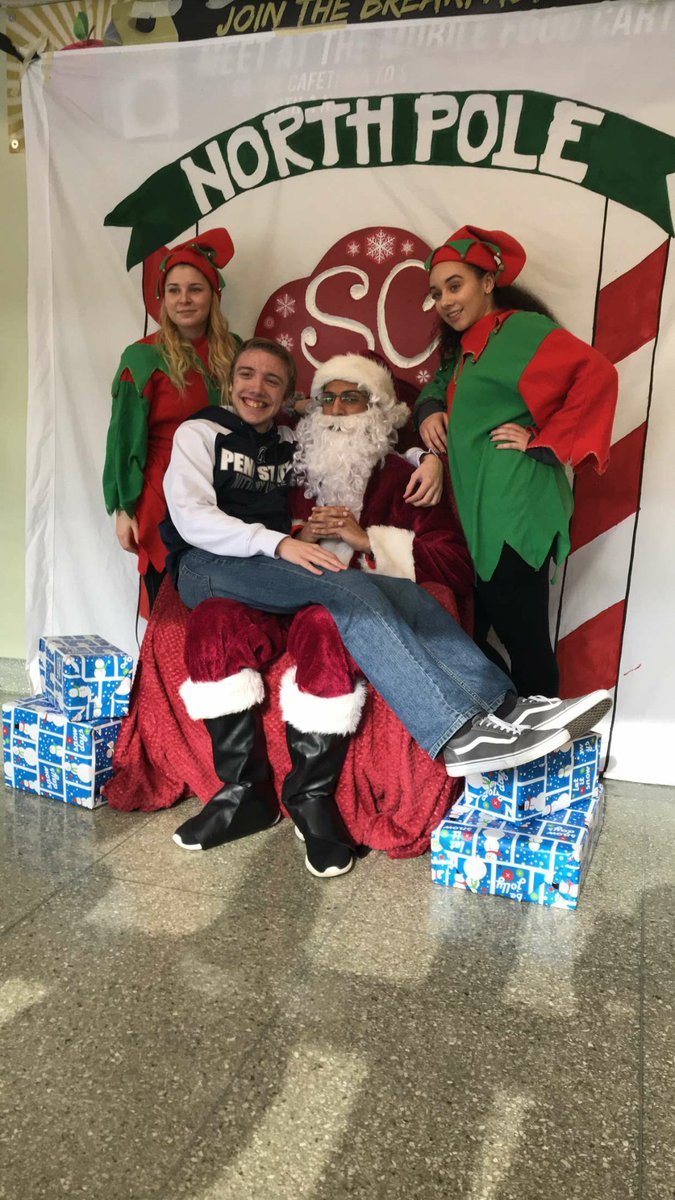 GatewayJCL's tweet photo. Everyone's talking about the love between Obama and Biden. How about some love for Cassius Rex and his vice president, Santa Tiberius https://t.co/VpYkgzZ6vv