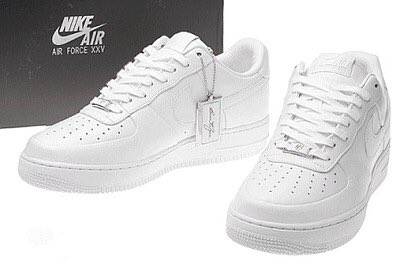 AtlHip's tweet photo. Is @Nike #airforce1 The @HipHopOldSchool Official Shoe of #hiphop ? https://t.co/tqn5MX5LHn