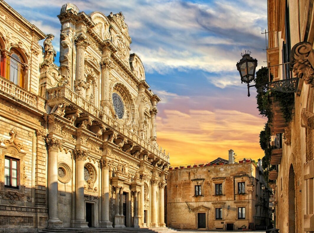 #Lecce - Baroque masterpiece of southern #Italy. More about this beautiful town, its history and travel tips you can find in our Guide📸➡ dovecomequandoit.com/history-facts-…
#Puglia #dcqitalia #Italia