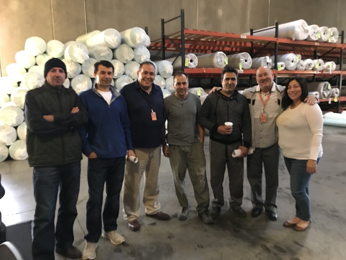 swart_thomas's tweet photo. USIG tile installers are the best, always willing to learn and use new products! https://t.co/ypC1UDiP5d