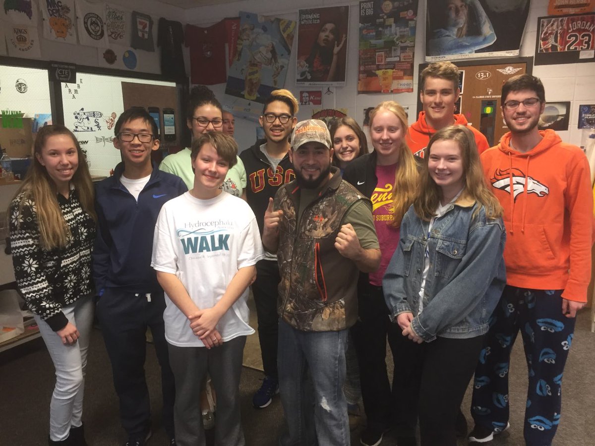 Just met <a href="/MoranteEric/">EricMorante</a> ! Fired up for the gingerbuild tomorrow night!