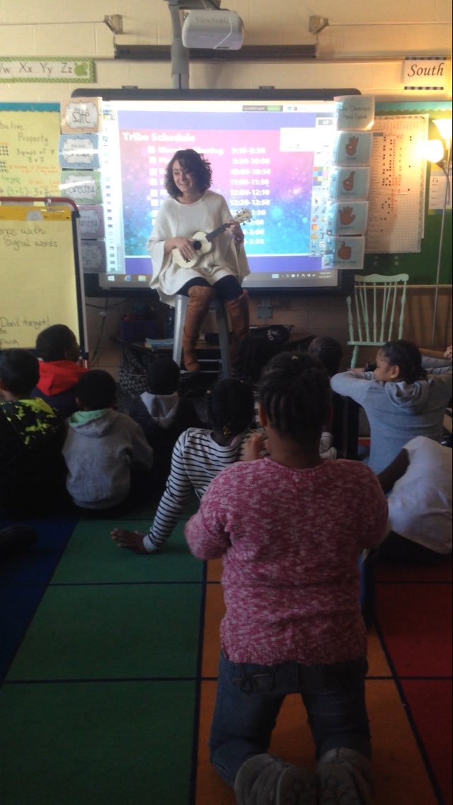 Ms_Naglich's tweet photo. Sometimes objectives, incentives, hobbies, talents, stars, and moons align. For a few moments. #smallestaudience #biggesthearts #halsteadproud @HalsteadAcademy https://t.co/519MAZVuJf