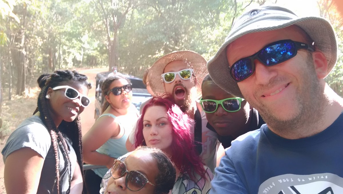 The <a href="/KYCYouth/">Knights Youth Centre</a> crew on jeep safari whilst in Sri Lanka with <a href="/GiveAFigV/">GiveAFigVolunteering</a> Was a top day off seeing more of the beautiful wildlife.