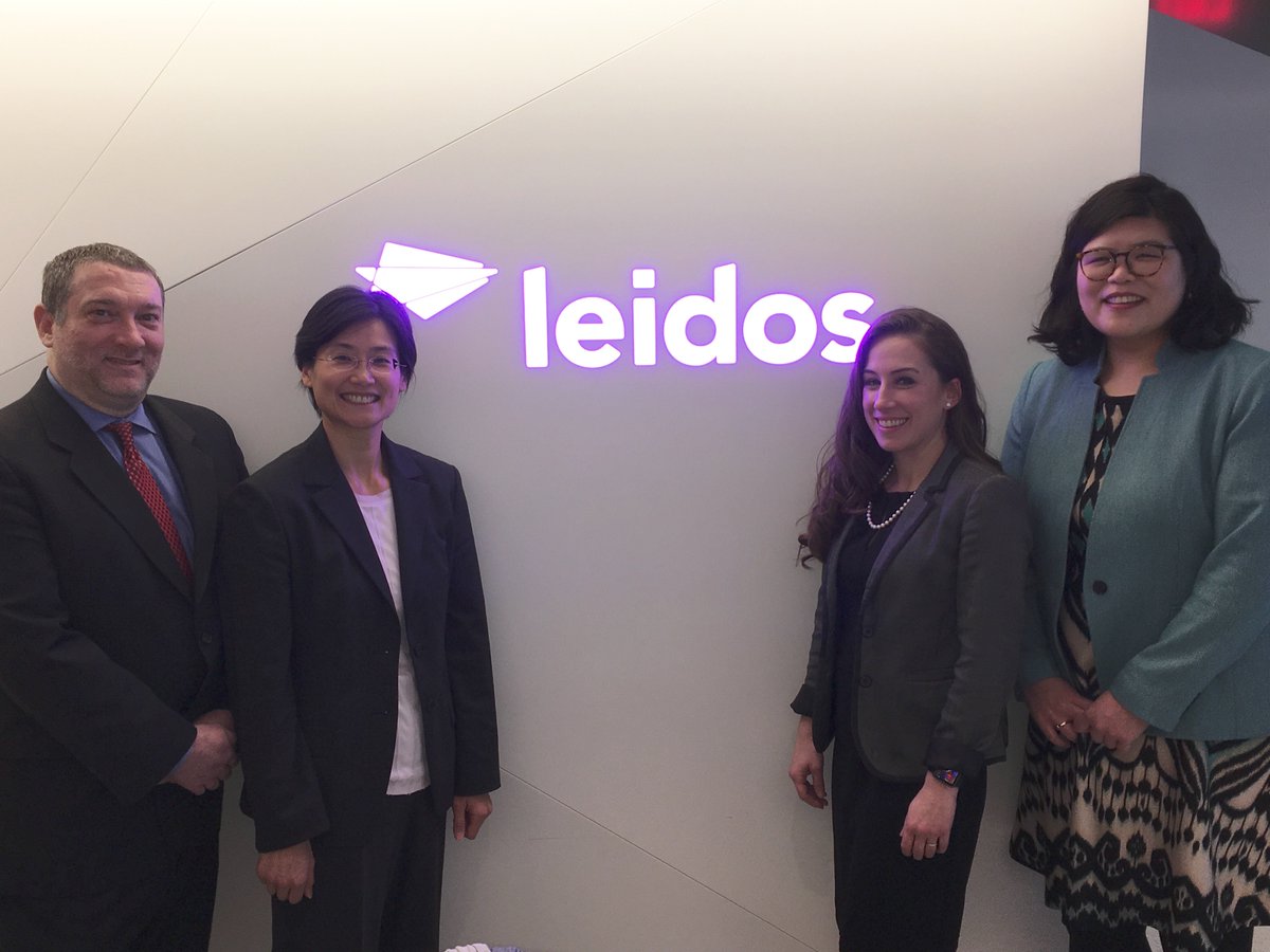 ProBonoInst's tweet photo. Thank you for co-hosting a Clinic in a Box® program this morning, @LeidosInc! @CooleyLLP (a #ProBono Challenge® signatory) and @UWNCA co-hosted. Danny Reed, PBI's Director of Development; Tammy Sun, Director of #CPBO; Kristin Grimes, Leidos; and Levina Kim, UWNCA are pictured. https://t.co/64vQFH2fE0