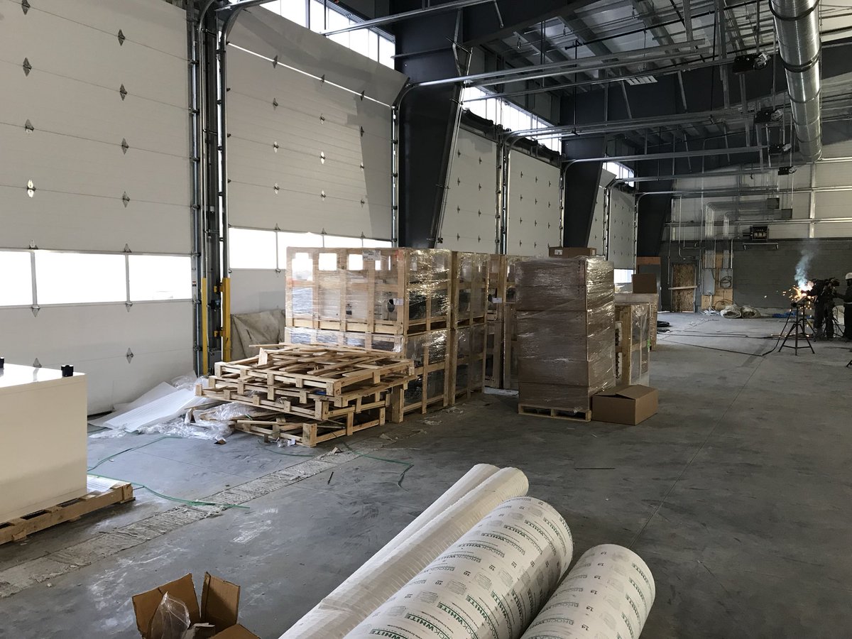 SecureClgry's tweet photo. Sarcee OWC project - Sheet Metal - Finishing Duct✅Welder - Welding gas line.✅Plumbers - Installing unit heaters✅... the push is on! https://t.co/x4Xvfm0nFC