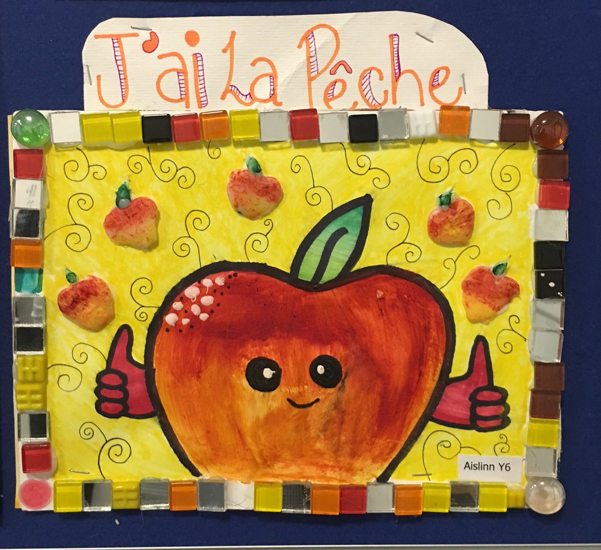 STGeorges_MFL's tweet photo. The newest display is ready with work from our French project between @STGeorges_PRI and @STGeorges_SEC #instamot #instaexpression « J’ai la banane quand je vois le résultat » says Mr Foz https://t.co/Y5Zt48nhgU