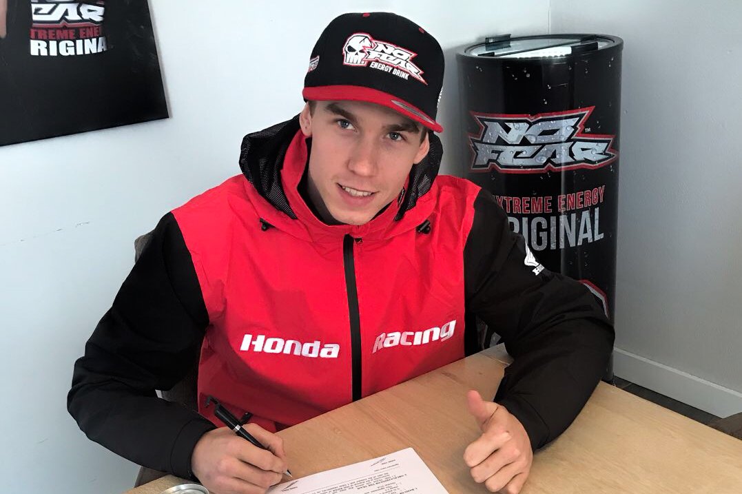 Micha Boy de Waal opnieuw in het WK MX2 met JUMBO-VAMO Honda Racing! <a href="/JumboSupermarkt/">Jumbo Supermarkten</a> <a href="/nofearenergyNL/">No Fear Energy Drink</a> #Vamoracing