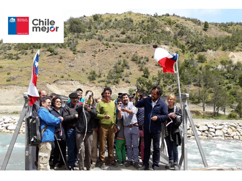✅Inaugurado Puente Las Horquetas!. Compromiso de Ministro <a href="/aundurragav/">Alberto Undurraga</a> cumplido!. Son 228 mill. inversión <a href="/GobiernodeChile/">Gobierno de Chile</a> a través de #Vialidad en mejorar conectividad, fomento del turismo y condiciones de vida de familias de #MallínGrande, #LasHorquetas y #Guadal. #ChileMejor
