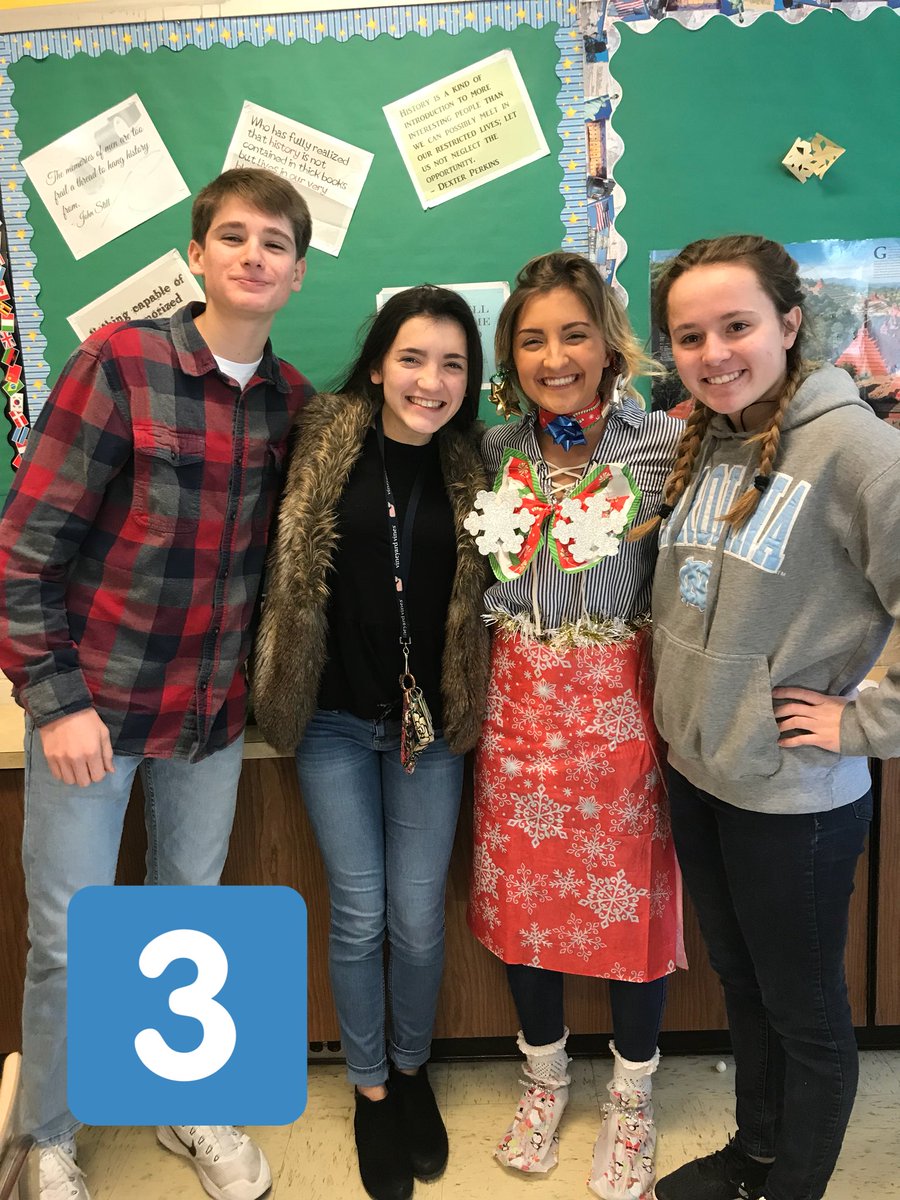 dmasfashionclub's tweet photo. The fashion club meeting was such a  success today!! Re-cycled fashion wasn’t as easy as it looked:) the first picture is our winners with “holiday in paradise!” Next week is our holiday sweater party... stay tuned❤️ @DHS_Principal @fashionclub https://t.co/f6ruMNur0m