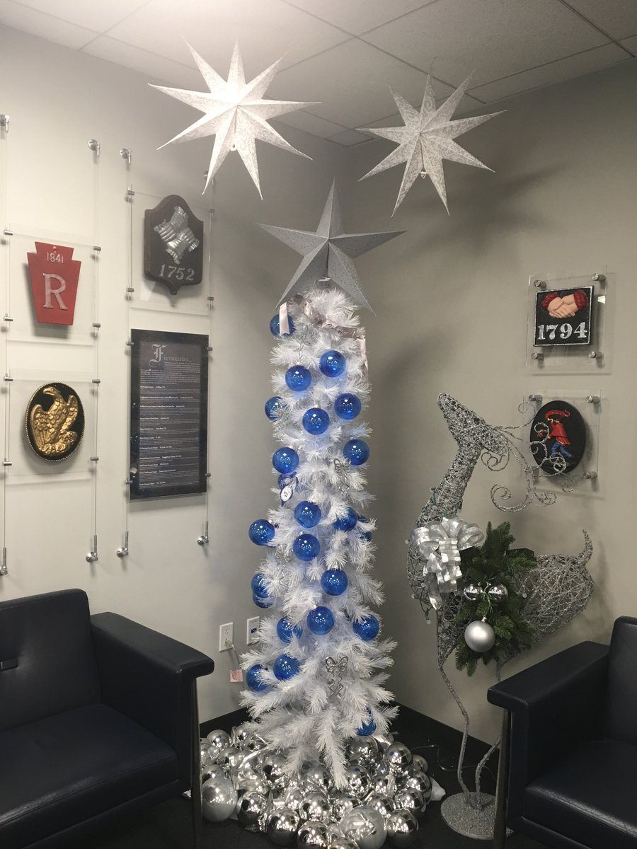 JLKRosenberger's tweet photo. Each year the firm donates funds to charitable organizations chosen by our team members. Soon our #ChariTREE will be decorated with paper ornaments with the names of the organizations we elected to support. #JLKRLife #JLKRCares https://t.co/rJ2CgMCYya