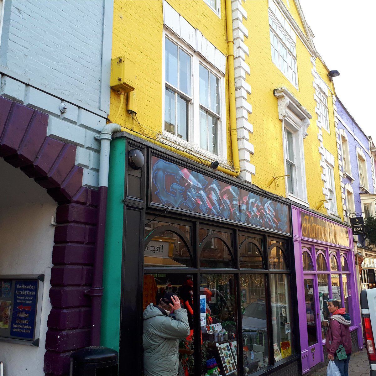 micorsica's tweet photo. so much colour 
Quality Street 
in Glastonbury 

#micropoetry https://t.co/9WTFBcThhZ