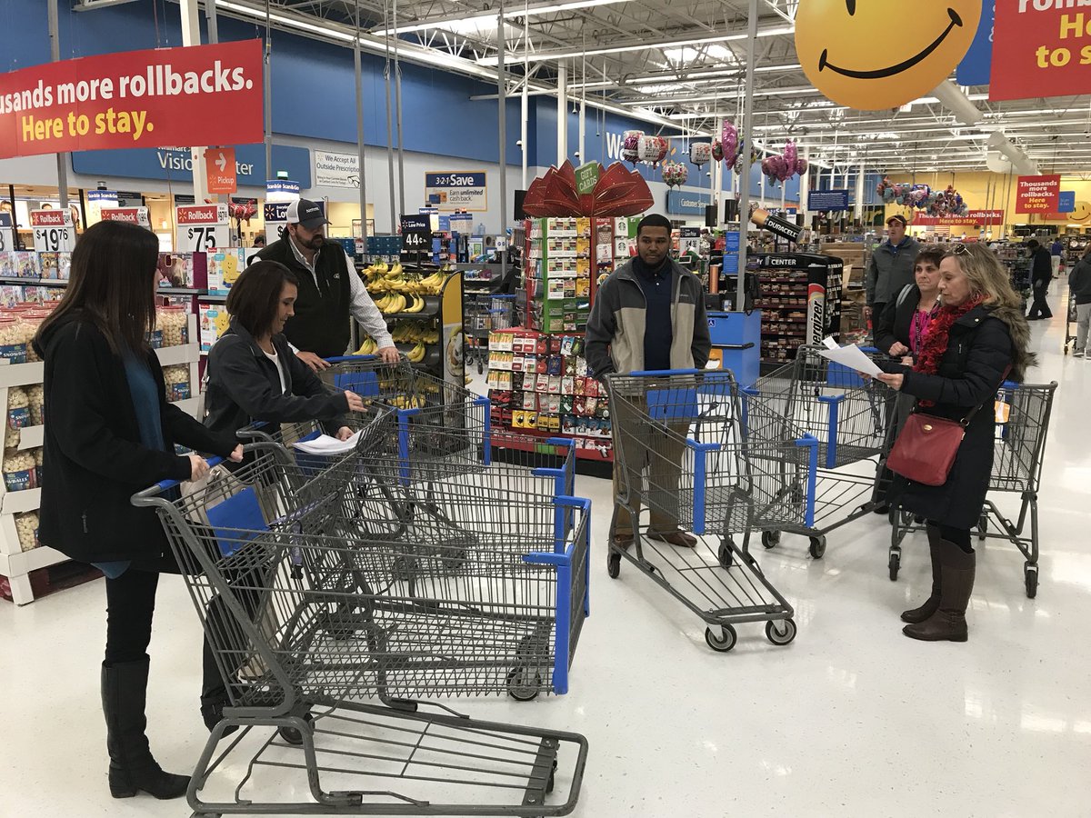 Northcentral_EC's tweet photo. Throughout the year, Northcentral employees give to the Benevolence Fund through their own paychecks.  This year, we raised enough money to provide Christmas presents for 10 families! #coopstrong #community https://t.co/4KPJPz8qBn