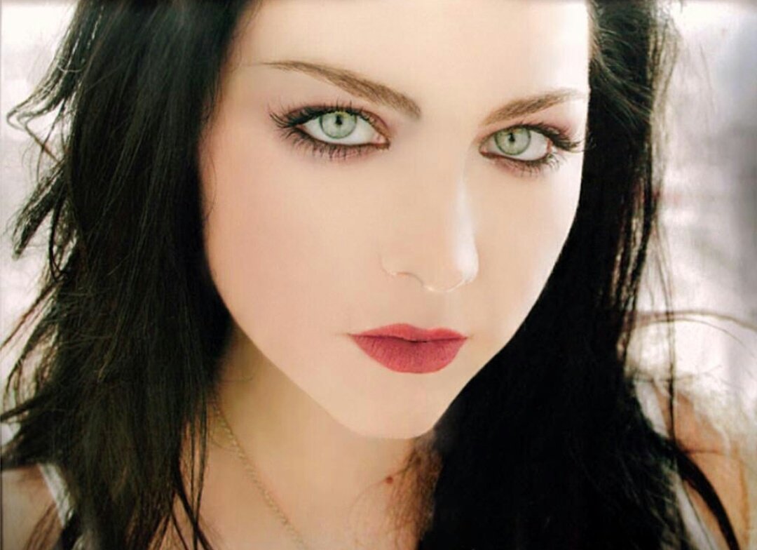 Happy Birthday To Amy Lee!     