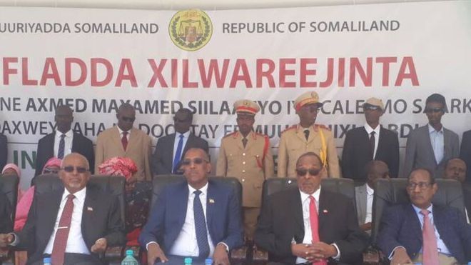 Madaxweynaha Cusub ee Somaliland Muuse Biixi oo Maanta Loo Dhaariyay Xilkiisa faafreebmedia.com/2017/12/13/mad…