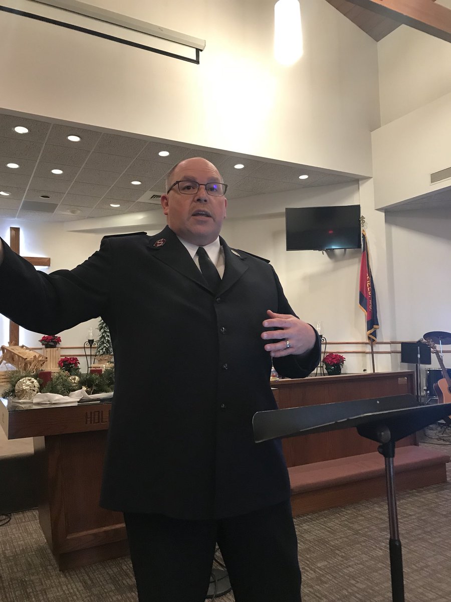 CoraJScott's tweet photo. @sgfsalvation Major Frost has the rapt attention of our #SGFGive5 class. I learn something new and amazing about this organization every time I work with them. https://t.co/jzEhWuMybV