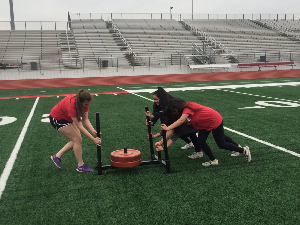 ComalPhysED's tweet photo. @CanyonCougarPE @MechsPe  @SV_Rangers PE  @clhs_pe working hard! @CanyonPrincipal @mwahl281 @CLHSHawks @ComalFIT #HealthiestSchools #physedfit #BeAChampion https://t.co/TDyz4BoaiO