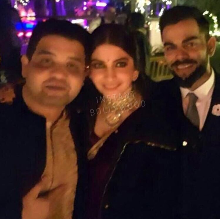  @AnushkaSharma &  @imVkohli with Karnesh &  #AnshaiLal on their engagement day   #Virushka  #VirushkaWEDDING