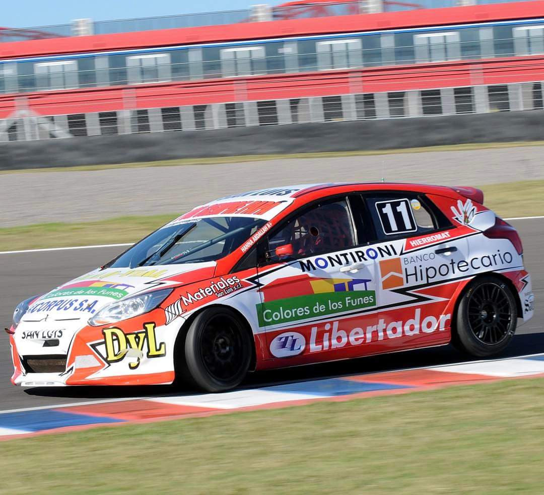 #TN: #TopTen2017 C3 <a href="/prensatn/">TN</a>
N°10 <a href="/hannaabdallah1/">hanna abdallah</a> #SanLuis
#Ford #Focus chasis #GabrielRodriguez y motores de #EstabanPou
Ganó 2 series y faltó a la última carrera.