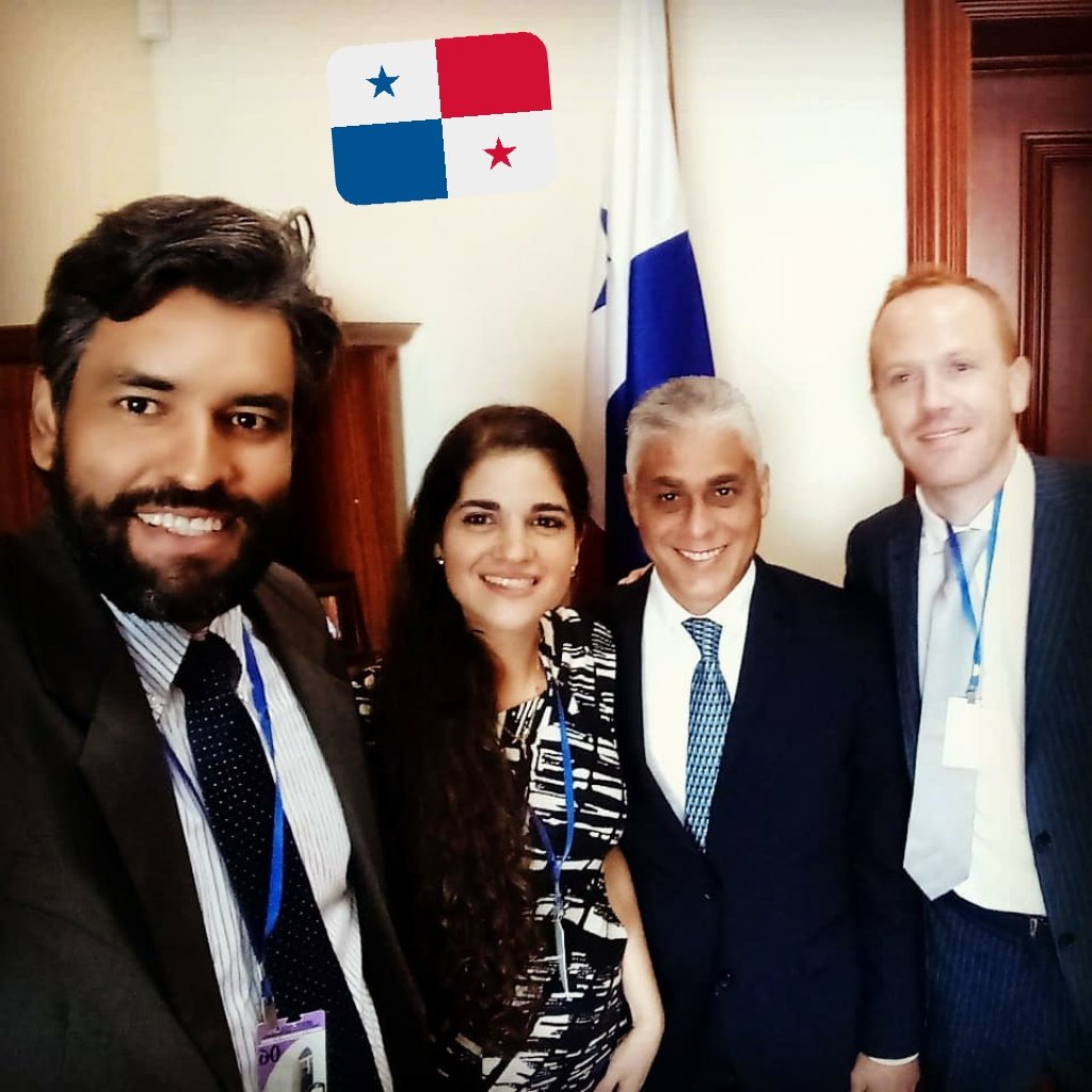 En Panamá se trabaja diariamente para construir un mejor país. Dios bendiga a Panamá!!! Gracias Ing. <a href="/JorgeArraijan/">Jorge Luis González</a>