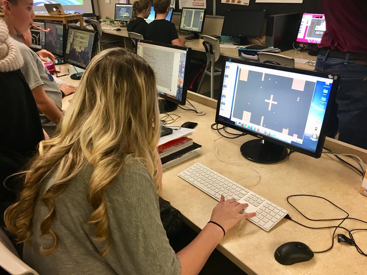 AltonaAP's tweet image. @MollieAKelleher and her @AltonaMS CS students hosting Arcade Day. Visitors invited to try out student designed games. Come see 4 yourself 2morrow; P1, P4, or P5. #amslearns #ScalableGameDesign