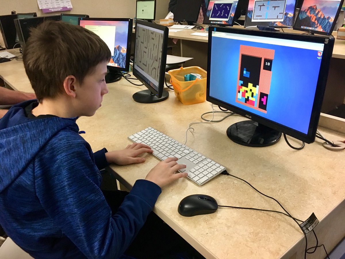 AltonaAP's tweet image. @MollieAKelleher and her @AltonaMS CS students hosting Arcade Day. Visitors invited to try out student designed games. Come see 4 yourself 2morrow; P1, P4, or P5. #amslearns #ScalableGameDesign
