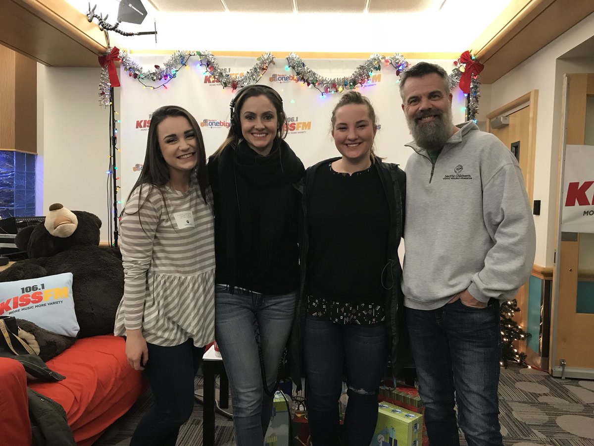seattlechildren's tweet photo. Kelty just shared exciting news on #OneBigKISS. Because of the care she received here, she gets to study abroad in Dublin! To help kids like Kelty  grow up and live exciting lives, call 1-866-987-1061 or donate at https://t.co/7Z3wn2yOAh https://t.co/14pQGXGKDw