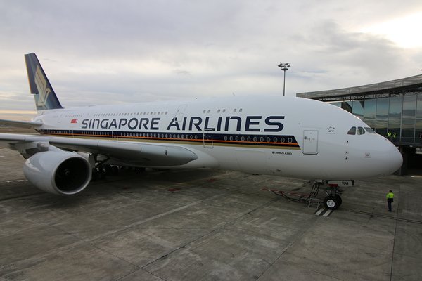 aerowebfrnet's tweet photo. @SingaporeAir  reçoit un nouvel @Airbus #A380 doté d'une nouvelle cabine (photos) https://t.co/MosYipKaof https://t.co/uJh0LmAgM4