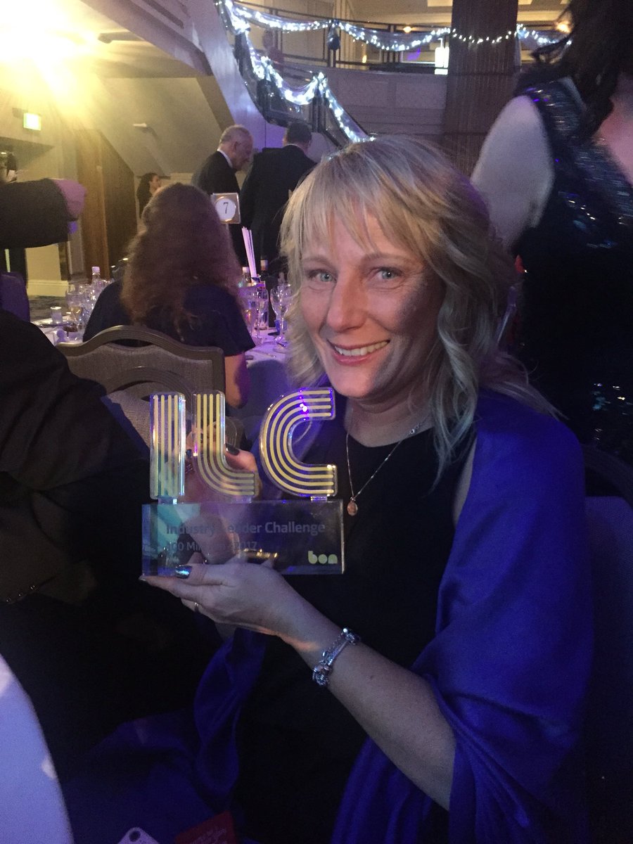 markanand's tweet photo. @Nelmsey with her trophy on behalf on @JLRRUN https://t.co/dmXRHmHYtz