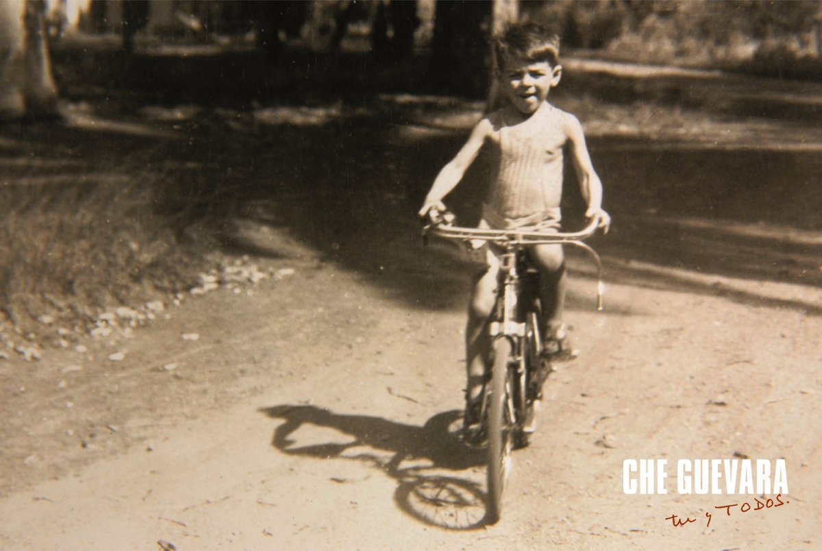 Ernesto in bicicletta, 1935

#CheGuevara #tuytodos #mostra #Milano