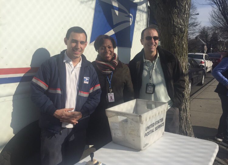 MelsReports's tweet photo. Our supporters for the #collegemarch are no doubt the greatest! Without their support we would not be able to have such a successful college march everyone is awaiting on Friday! @NYCOutwardBound @USPS @CapitalOne https://t.co/1lrSgD8sqC