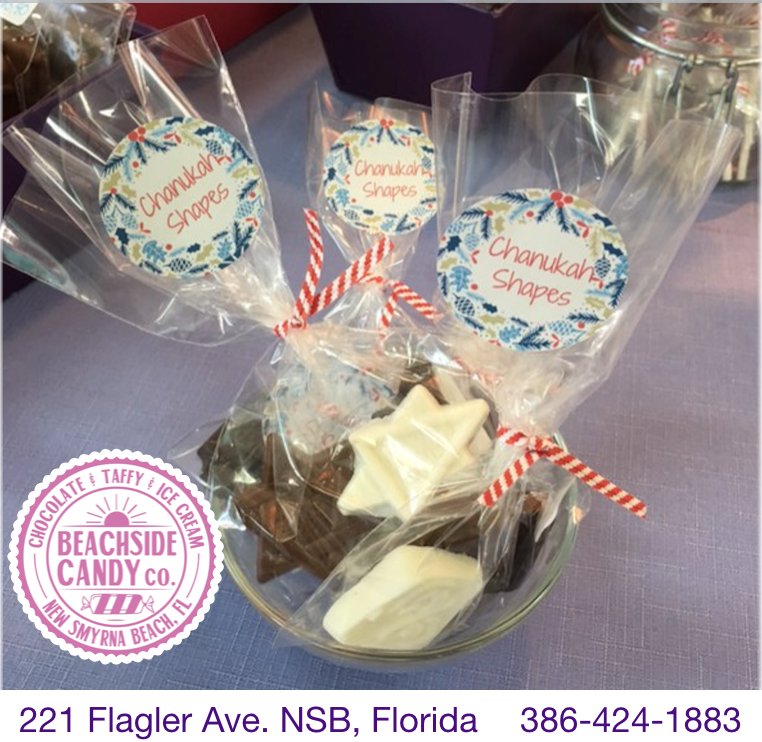 Beachsidecandy1's tweet photo. Hanukkah treats available at @Beachsidecandy1 #Hanukkah https://t.co/4vsV97GMnJ