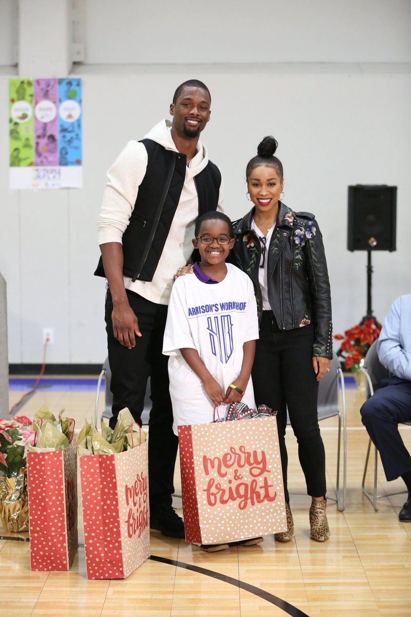 Nba Cares On Twitter Harrison Barnes Spread Some Holiday Cheer