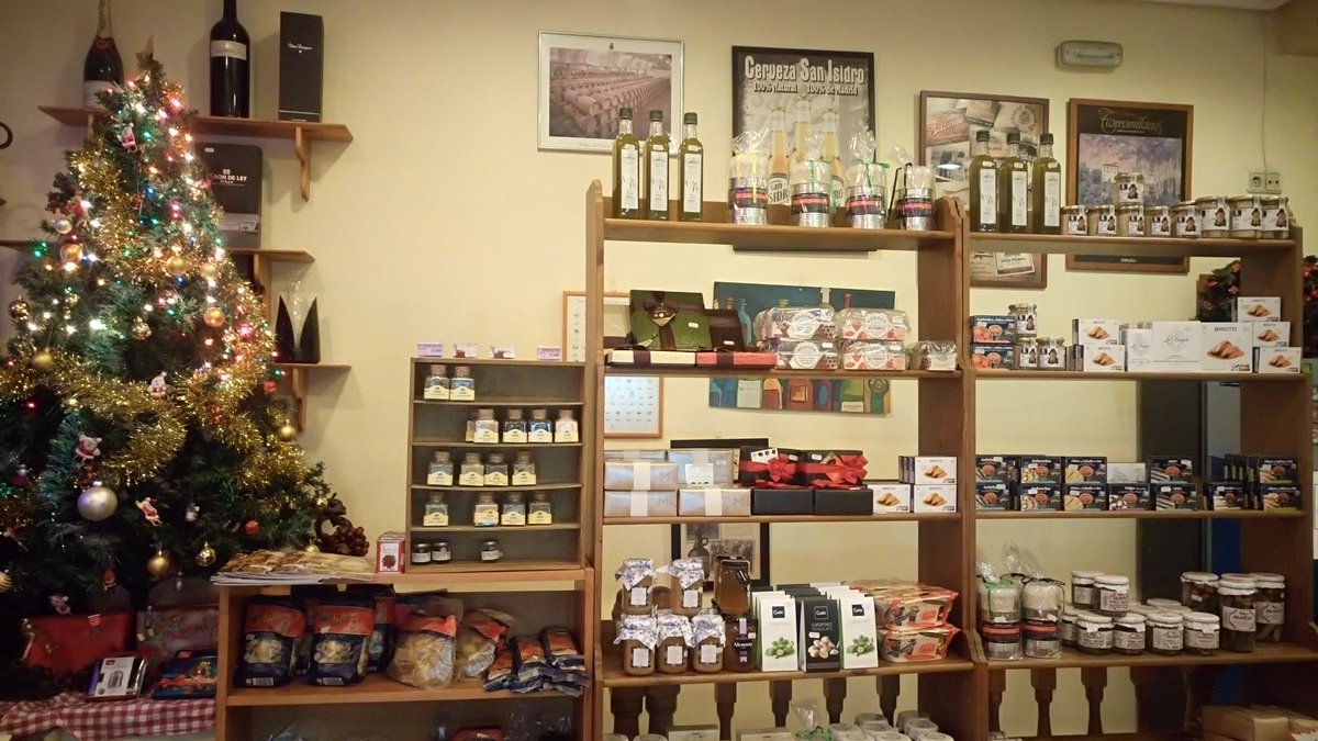 Debier_distribu's tweet photo. Quieres las mejores cervezas artesanas españolas en Alcobendas???  Acércate a Olmedo Selección (Avda. Camilo José Cela 3) y déjate llevar. @MartinezCerveza @sanisidrocervez @LaRealdelDuero @cervesanfrutos @Localesconarte @CervezaArtes https://t.co/Tp5bIBtTth