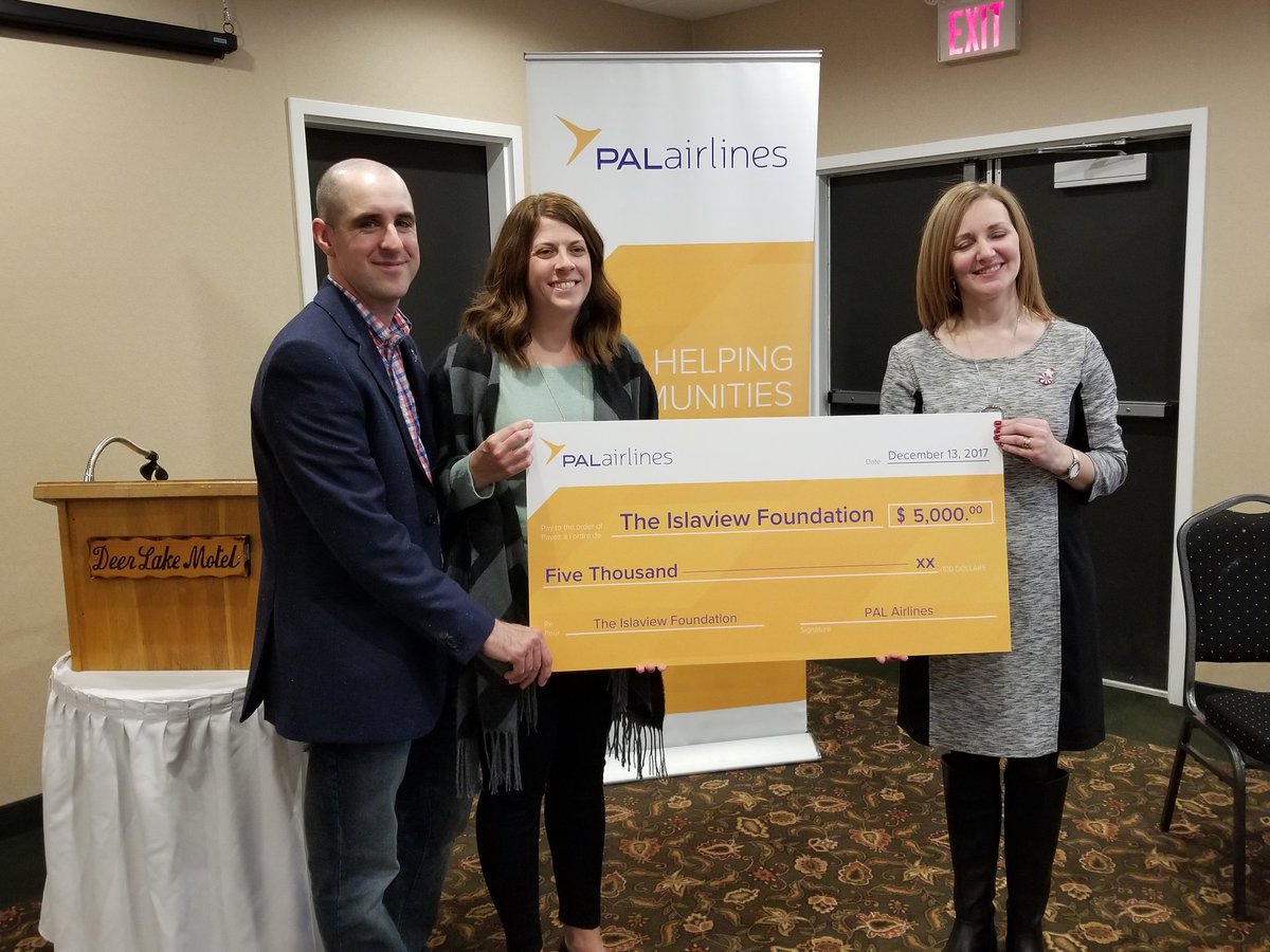 Deancball's tweet image. Big thank you today to PAL airlines for there $5000 donation for the Islaview foundation. Your the best !