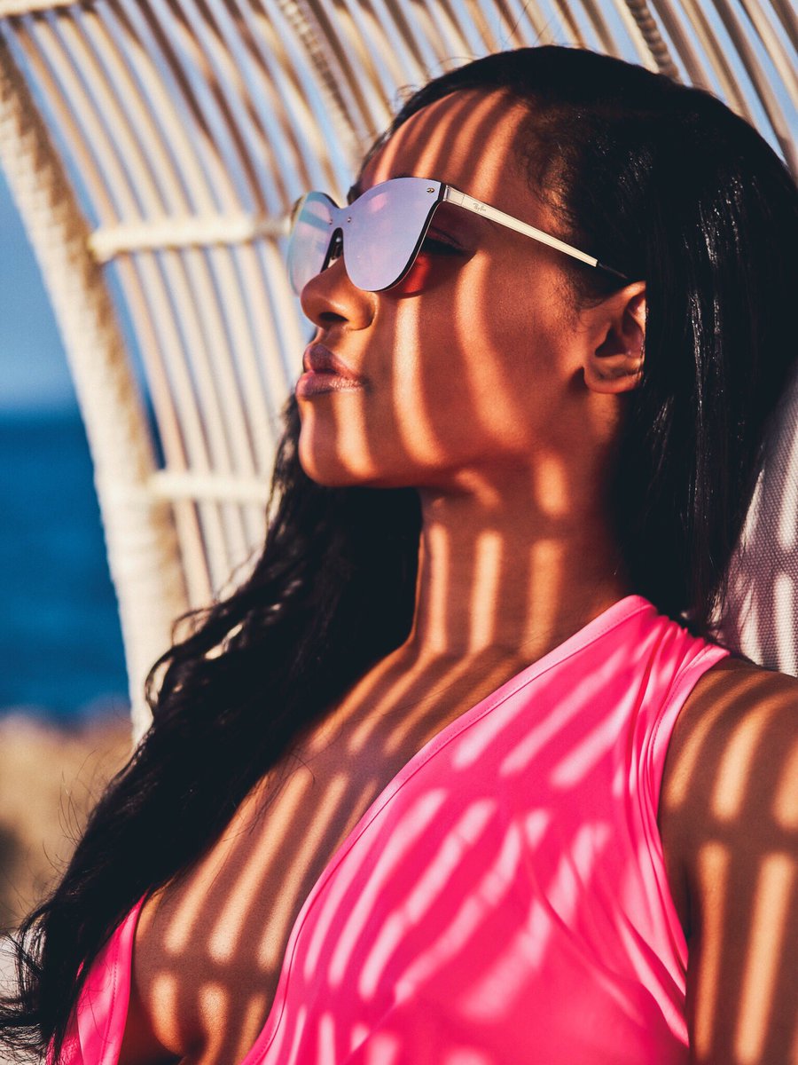 candicepatton's tweet photo. 😎 https://t.co/XrnNVlxIU3