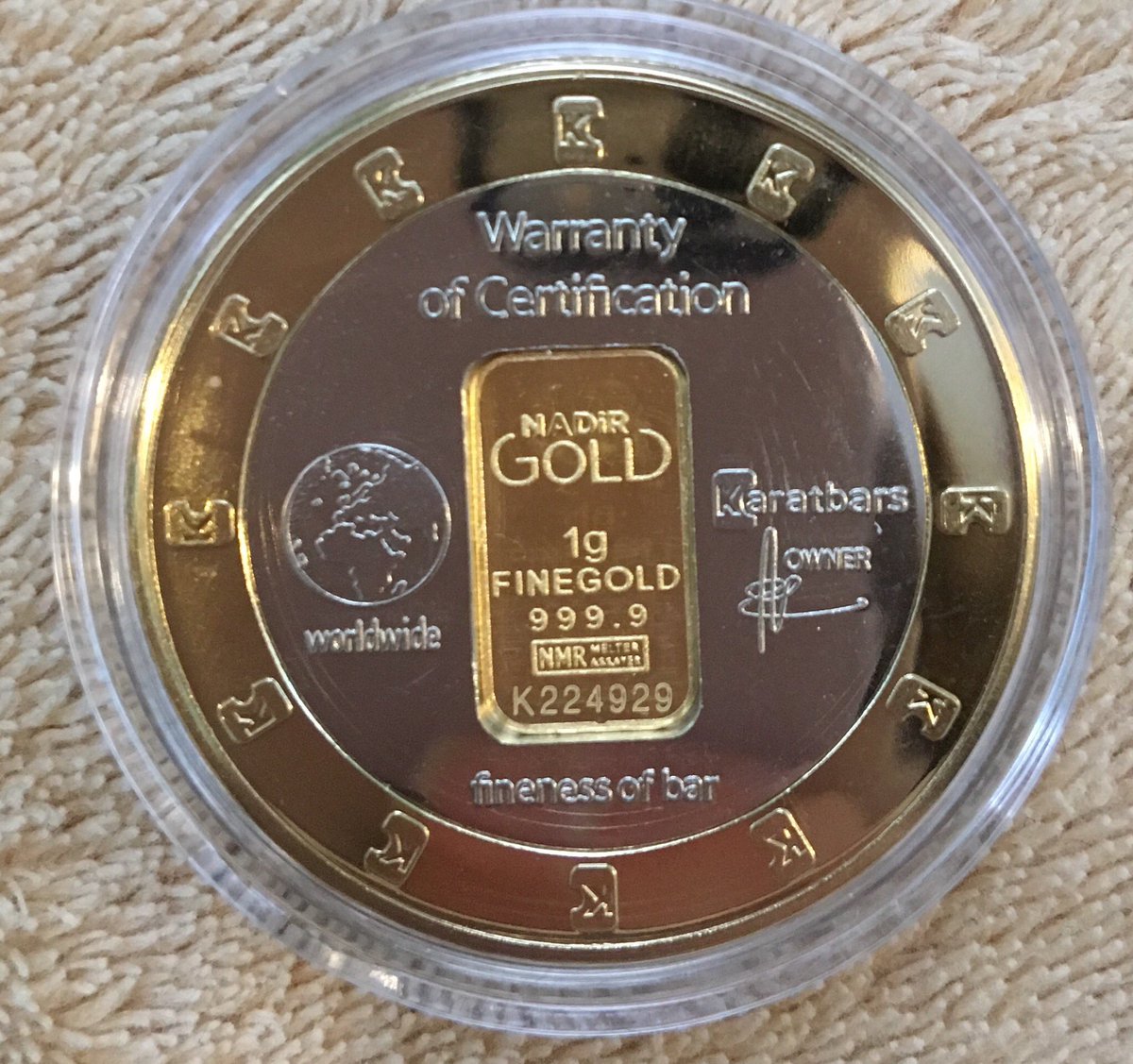 Melsy22's tweet photo. Gold coin embedded with 1 gram 999.9 24 k pure gold. Comes in your premium business pkg or purchase separately! Ask me how! https://t.co/YzuoRs2emq https://t.co/SBM1pKVj5B