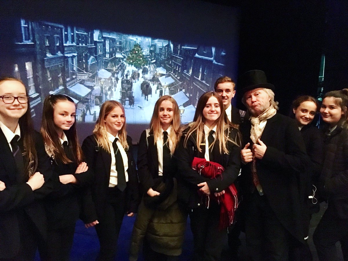 Scarlet Theatre (@scarlet_theatre) on Twitter photo A big thumbs up to Year 9 students from <a href="/TrenthamAcademy/">Trentham Academy</a> for being a stellar audience for A Christmas Carol today!
#Scrooge #Humbug #EnglishLiterature ๐โ๏ธ๐ฉโค๏ธ A big thumbs up to Year 9 students from <a href="/TrenthamAcademy/">Trentham Academy</a> for being a stellar audience for A Christmas Carol today!
#Scrooge #Humbug #EnglishLiterature ๐โ๏ธ๐ฉโค๏ธ